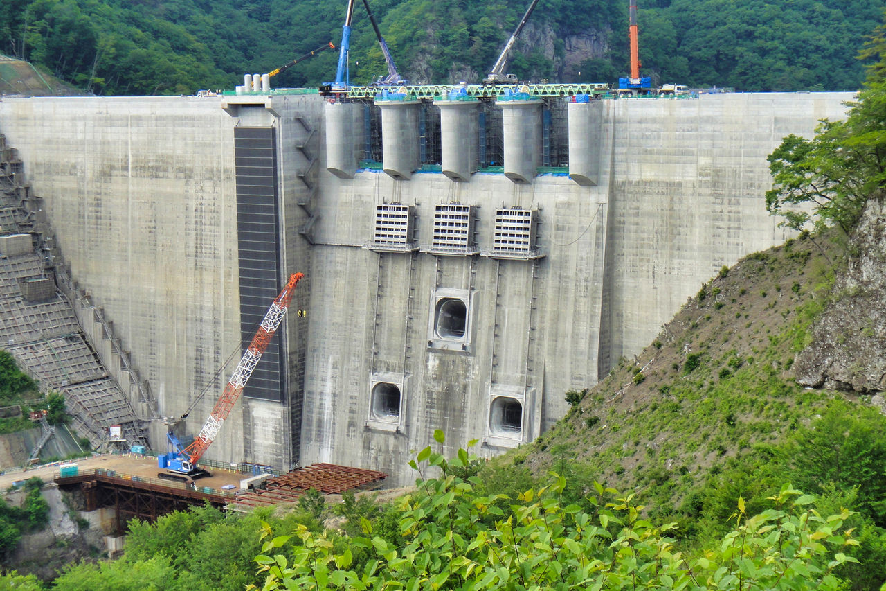 遠隔臨場が今、建設現場に必要とされる理由