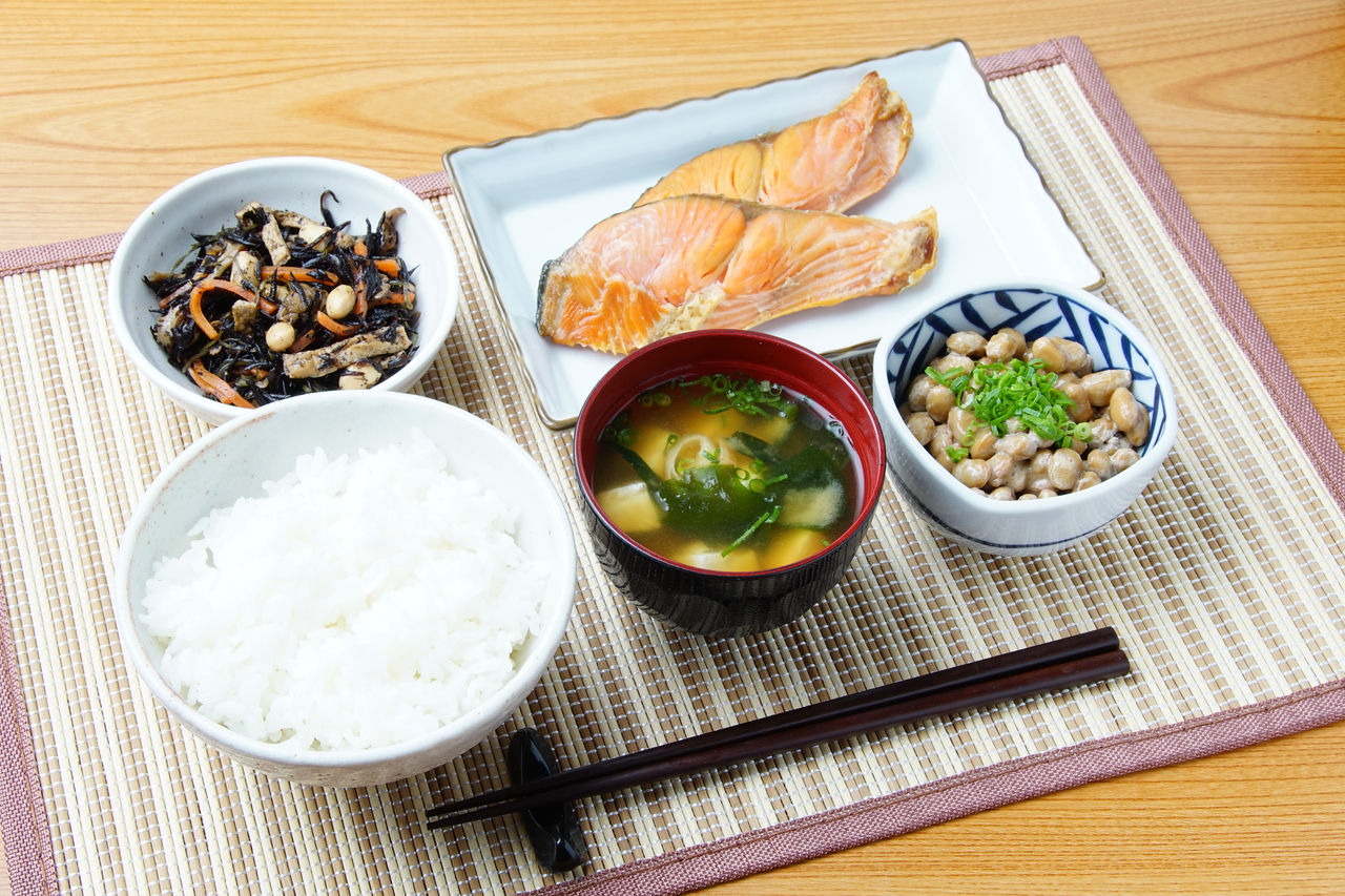 鮭朝食