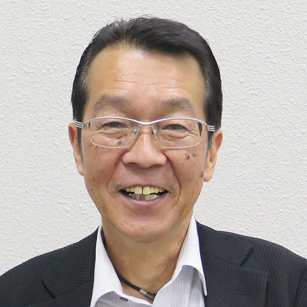 ワイエメネス 代表 山西公彦様