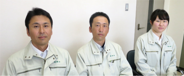 The Kouwa Corporation employees quoted in this story. From the left, Managing Director and Geospatial Information Department General Manager Motoyoshi Kikuchi, Sendai Branch Manager Representative Tsukasa Todome, and Geospatial Information Department Spatial Measurement Group member Yuka Kawamata