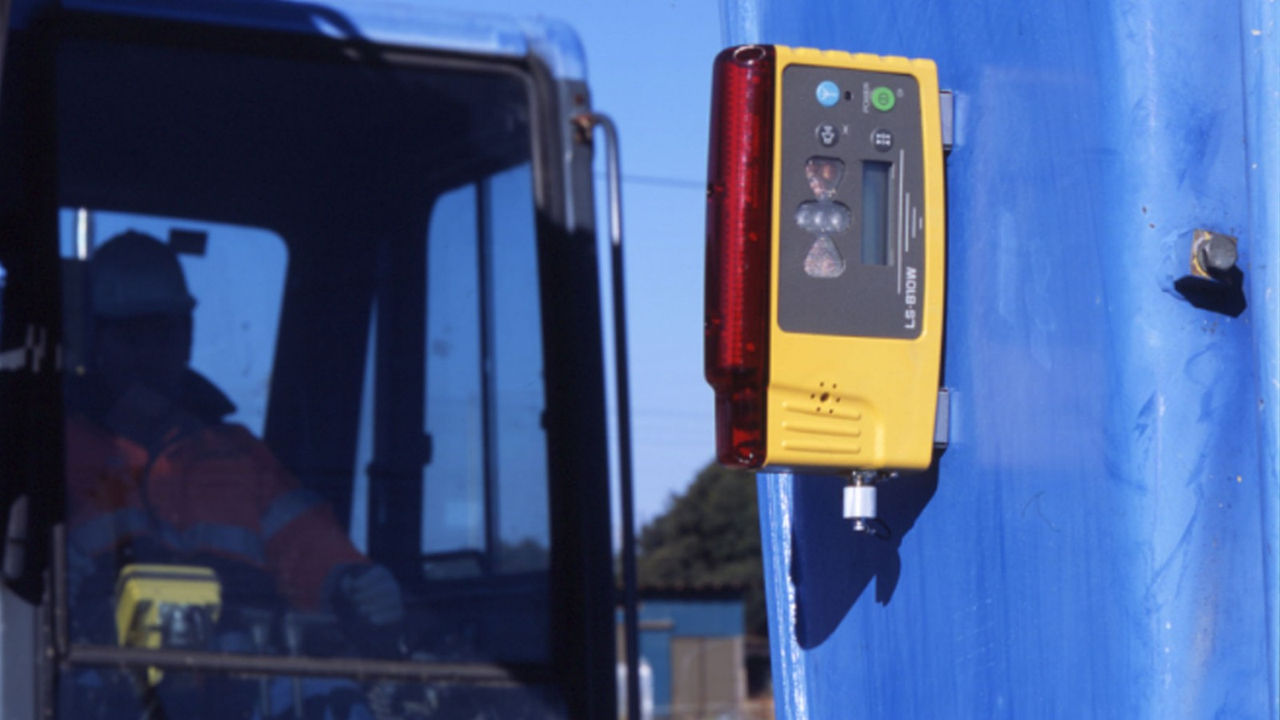 LS-B10 / B10W Laser Receivers & Wireless Remote Display